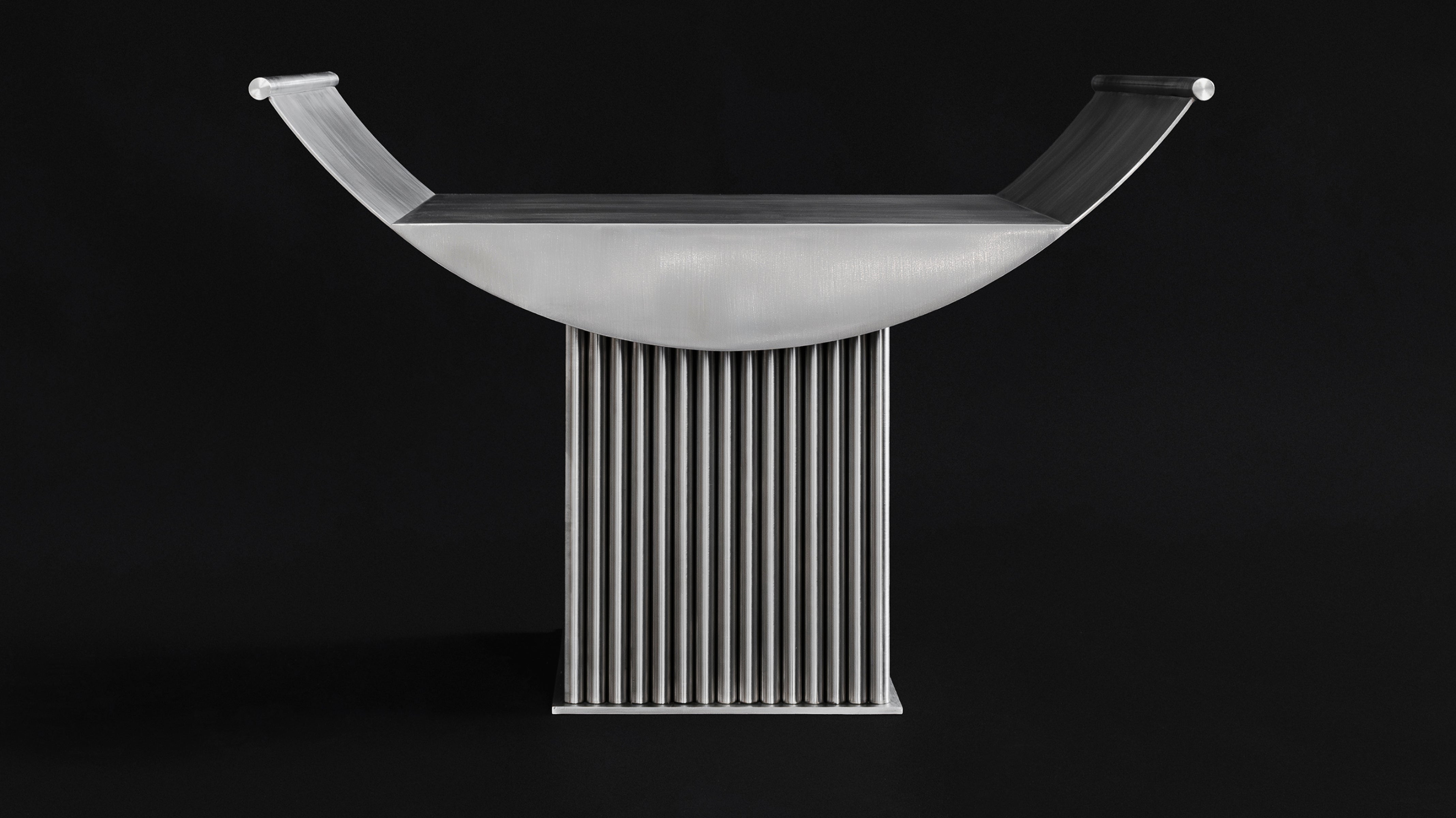 Chrome is not a style. Why reflective metal keeps returning — and what it says about the future?