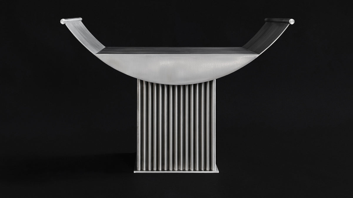 Chrome is not a style. Why reflective metal keeps returning — and what it says about the future?